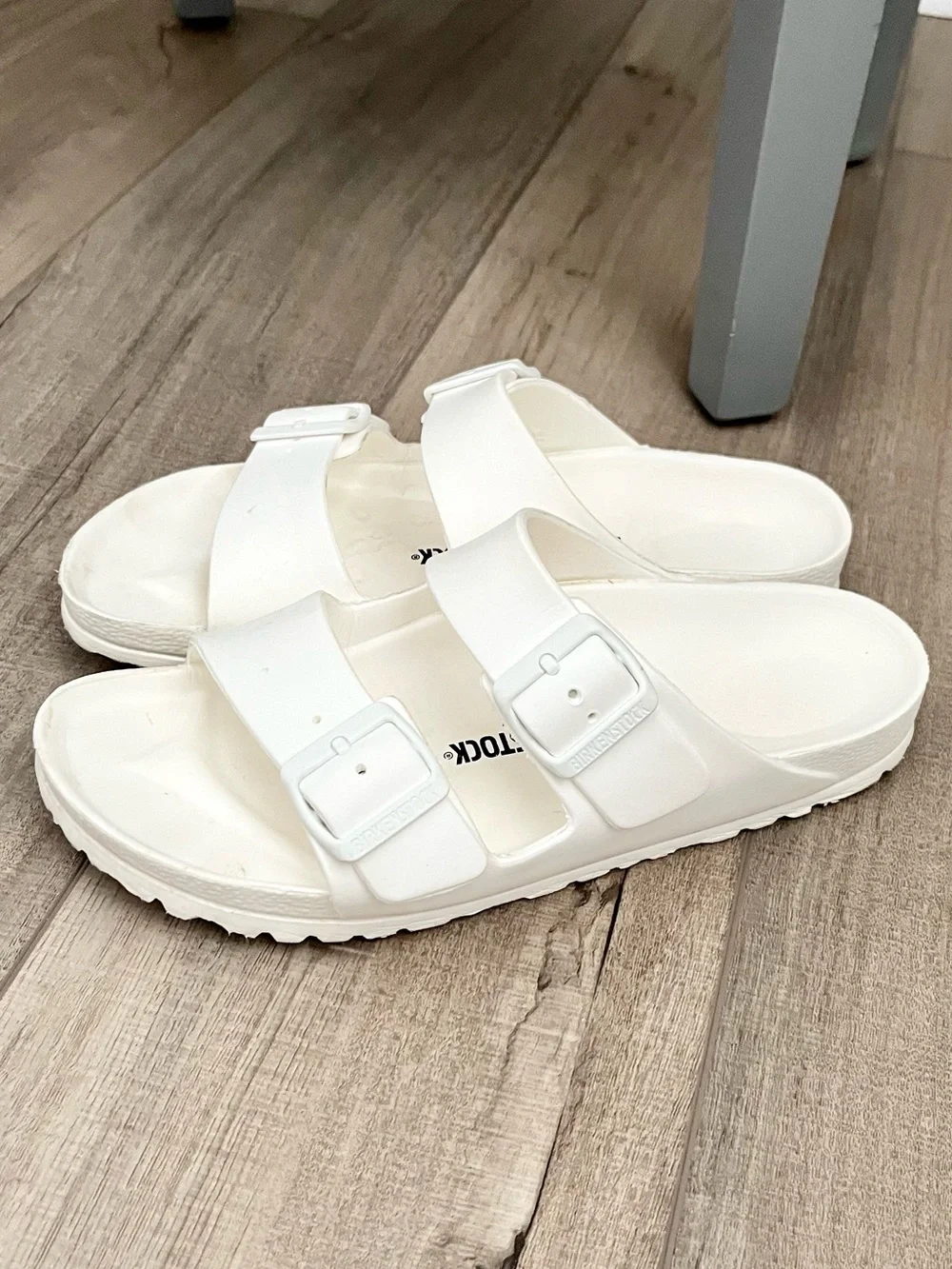 Birkenstock White Double-Strap Slide Sandals, 39 - Picture 4 of 4